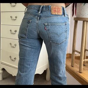 Low Rise Vintage Levi’s